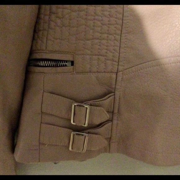 🌸🌸HP🎉Gorgeous Coffee Shop Kids Blush Kids Soft Faux Leather Girls Jacket EUC - Picture 7 of 14